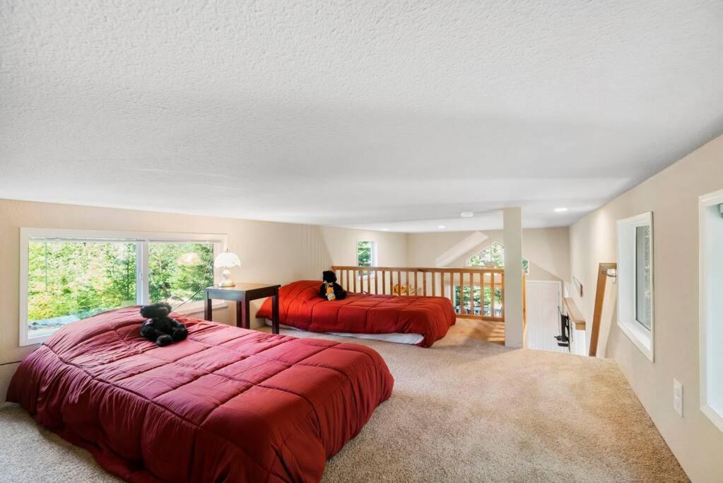 New Tiny Home Steps Away From Mt. Rainier แอชฟอร์ด ภายนอก รูปภาพ